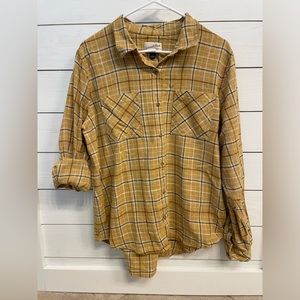 Universal Threads Flannel Button Down Shirt Mustard Size Large